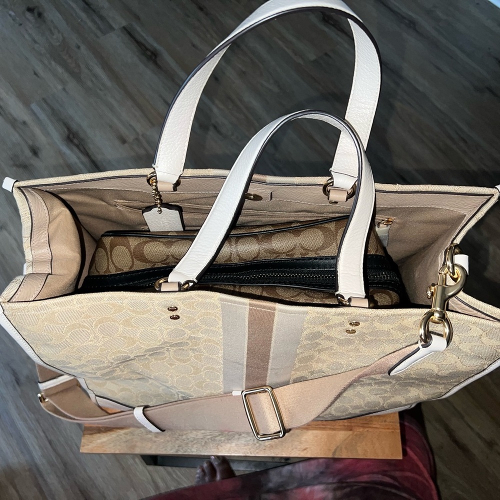 Dempsey 40 Tote